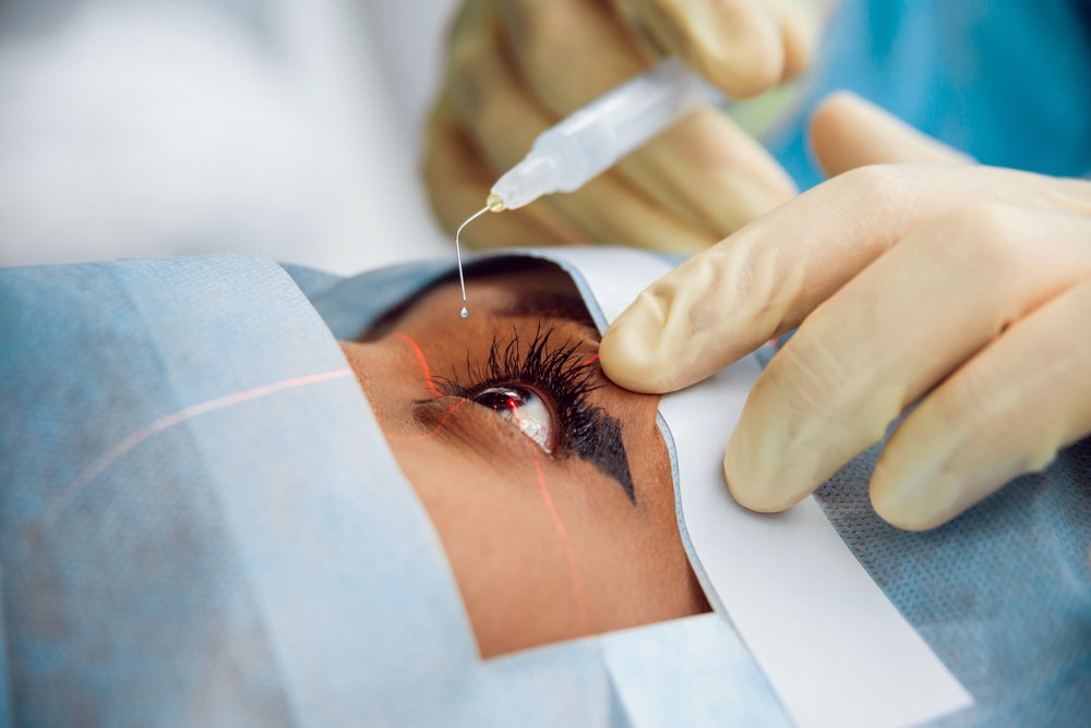 How Safe Is Cataract Surgery